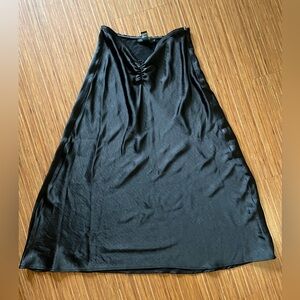 Forever 21 black satin midi skirt. Womens small. Great condition